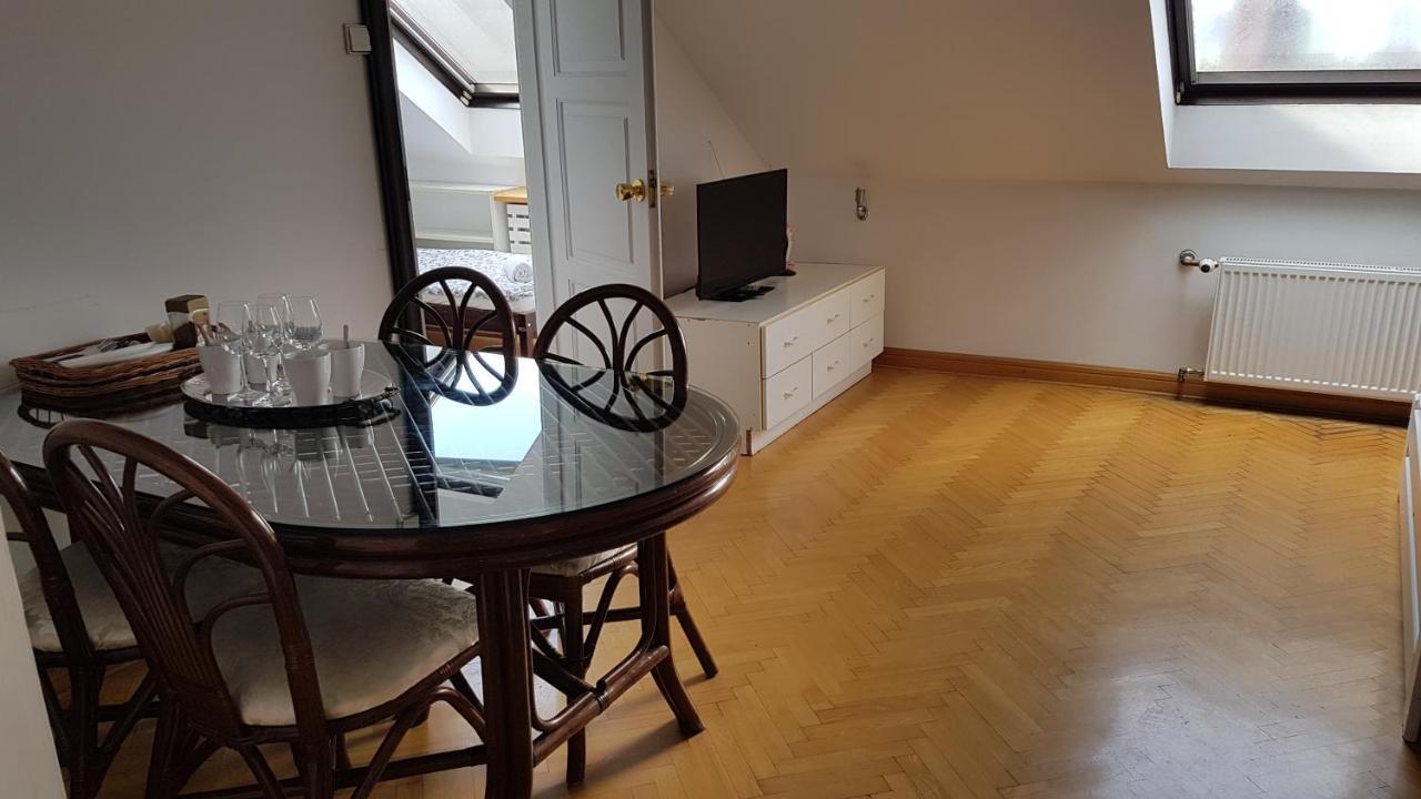 Green Wood Apartament Stara Ochota วอร์ซอ ภายนอก รูปภาพ