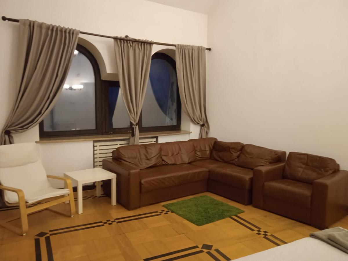 Green Wood Apartament Stara Ochota วอร์ซอ ภายนอก รูปภาพ