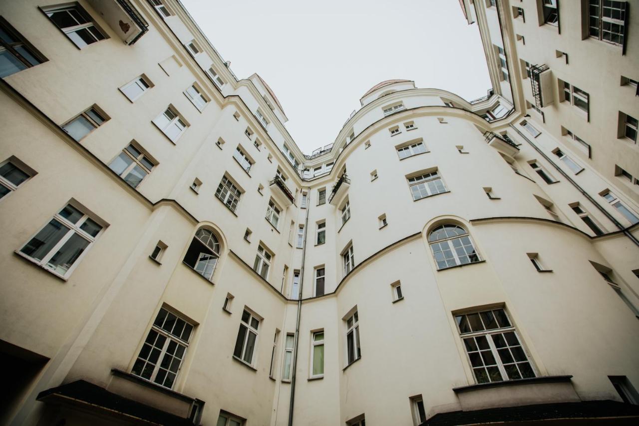 Green Wood Apartament Stara Ochota วอร์ซอ ภายนอก รูปภาพ